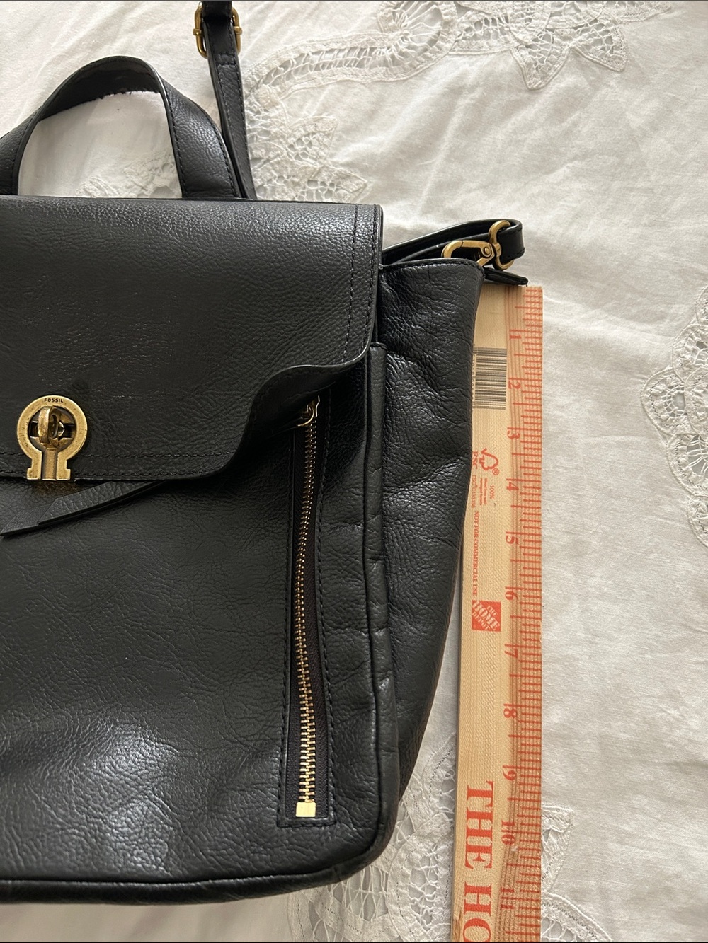 Fossil Black Leather Convertible Backpack Crossbody Bag with Gold Hardware - Picture 9 of 11